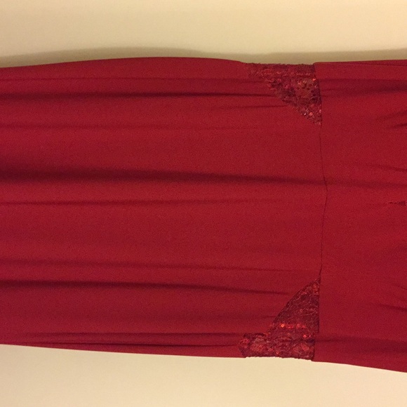 Evening dress - Picture 4 of 5